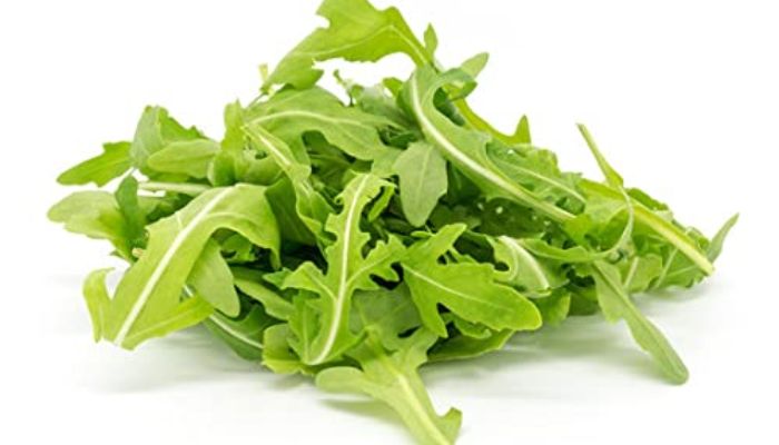 Arugula: Why This Spicy Green Is Essential for a Low-Calorie Diet